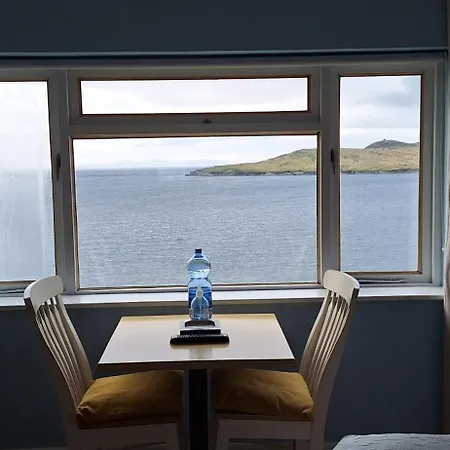 Horizon View Lodge: Seaside On Valentia Island Knights Town
